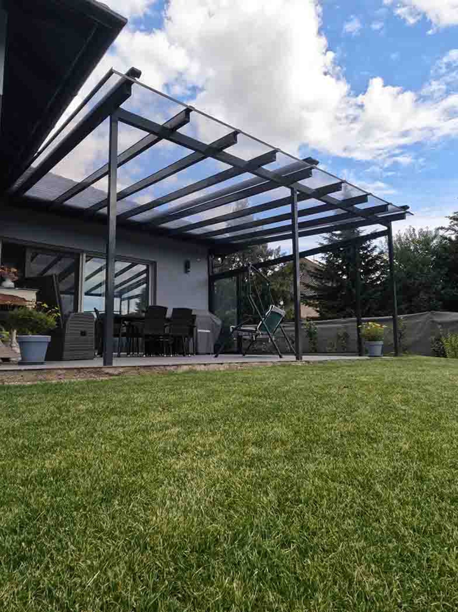 tömör polikarbonát tetö