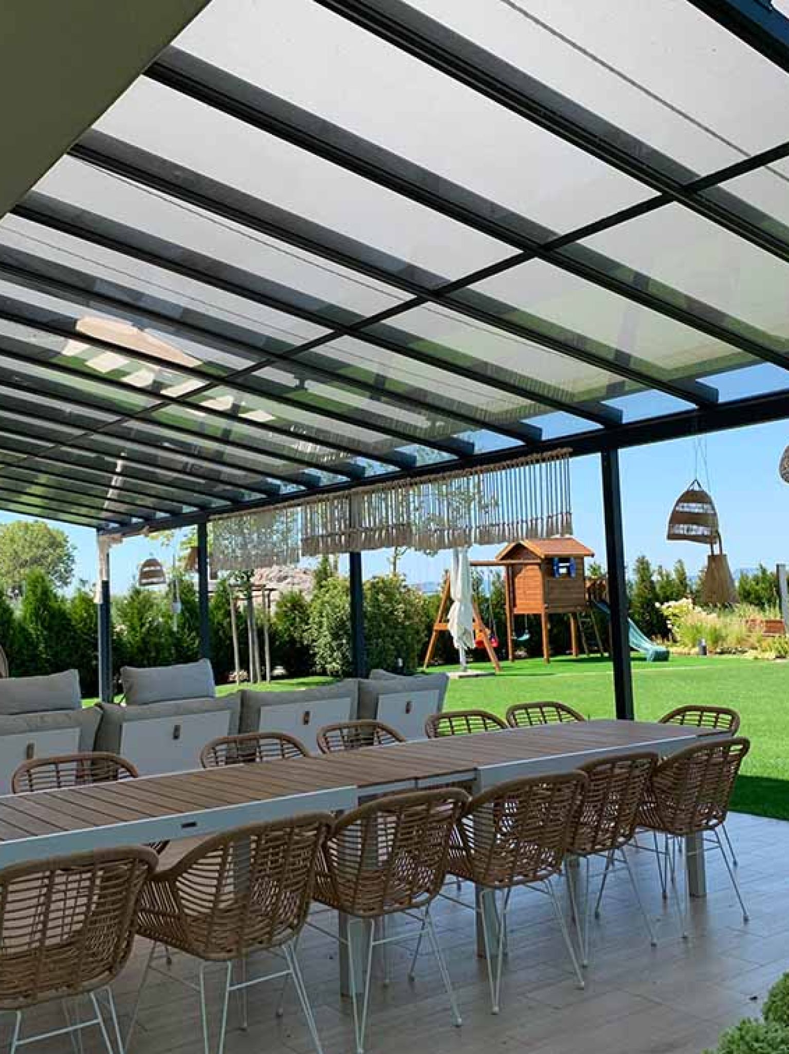 aluszerkeztes üvegtetö